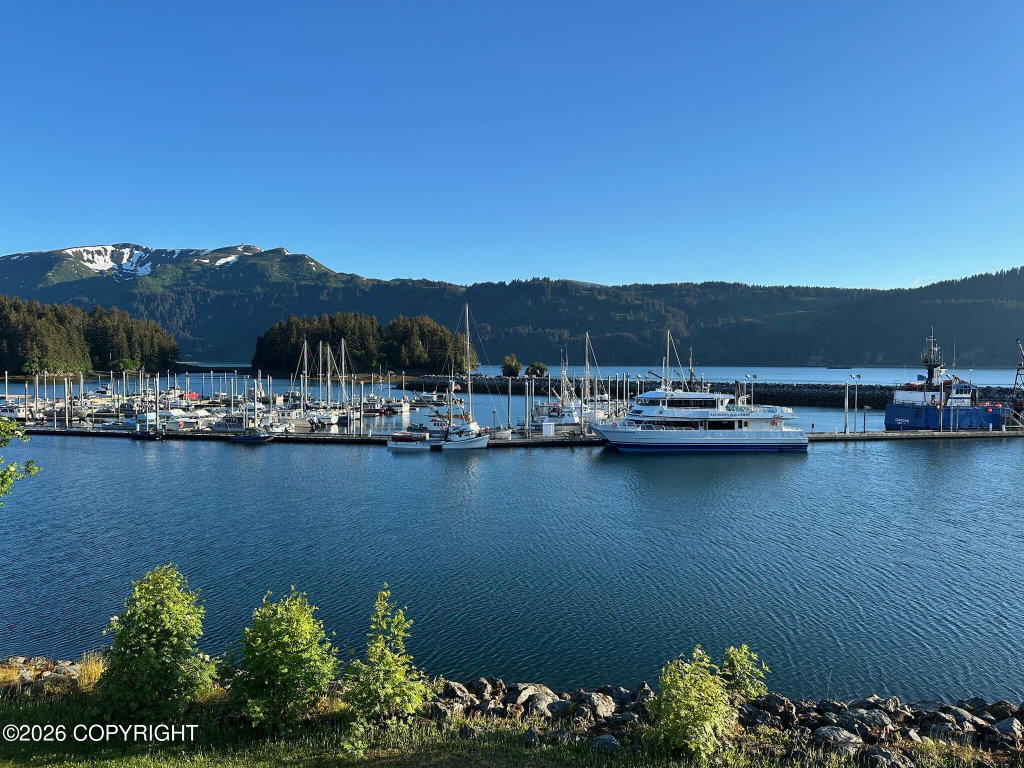 251 Main St, Seldovia, AK 99663