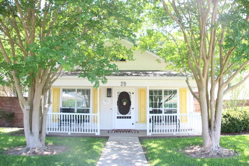 listing main photo