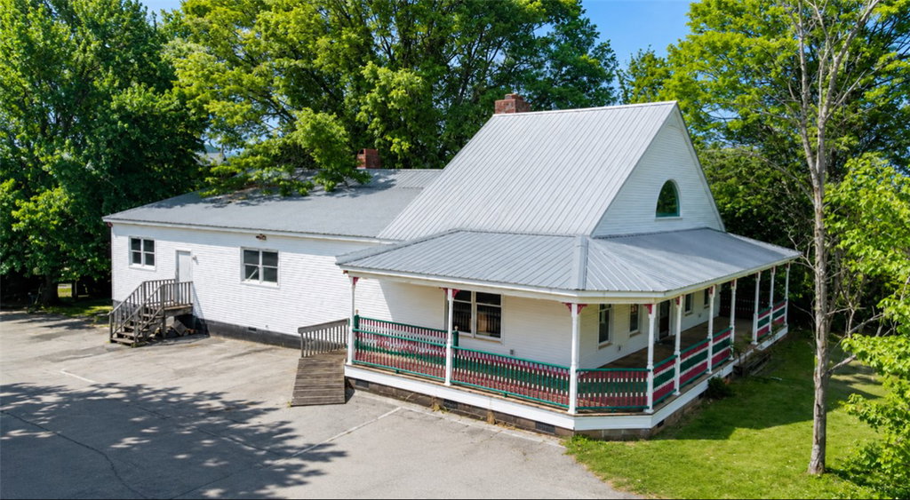1319 Opelika Rd, Auburn, AL 36830