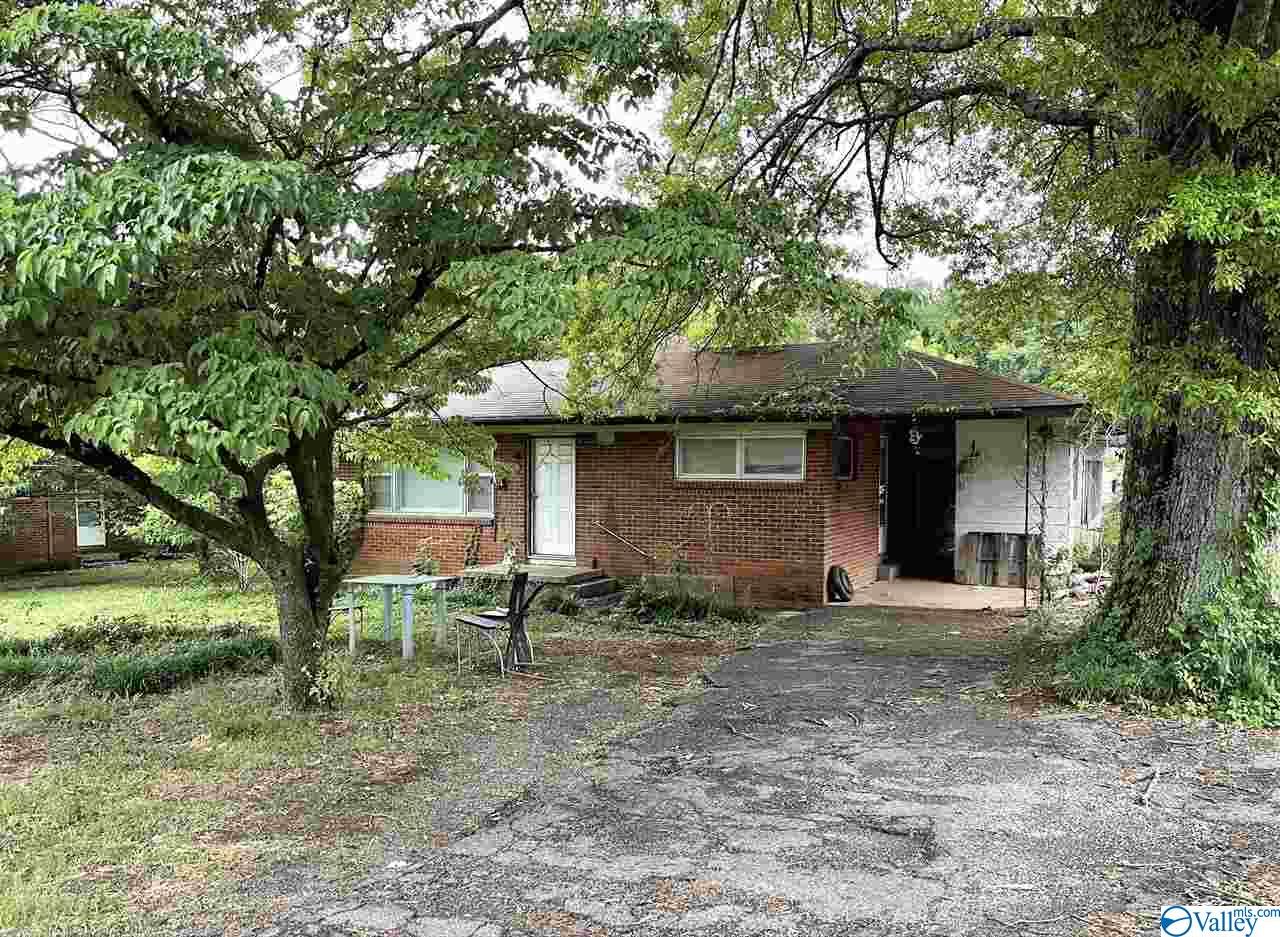 2609 Pulaski Pike NW, Huntsville, AL 35810 Home for Sale
