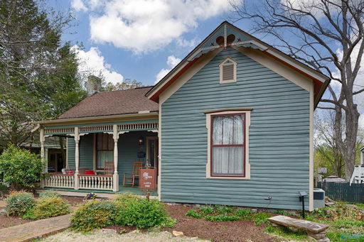 listing main photo