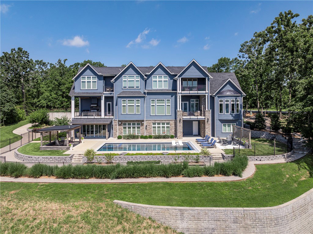 9966 Old Campbell Road luxury Beaver Lake estate