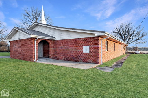listing main photo