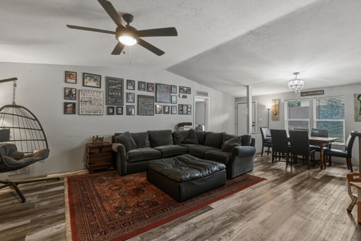 listing main photo