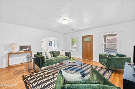 listing main photo
