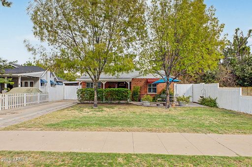 listing main photo