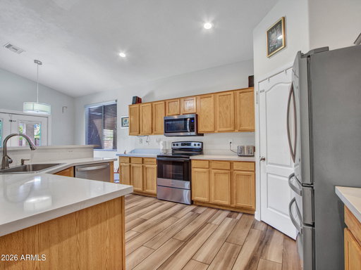 listing main photo