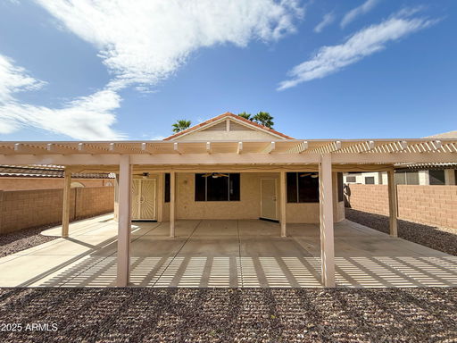listing main photo
