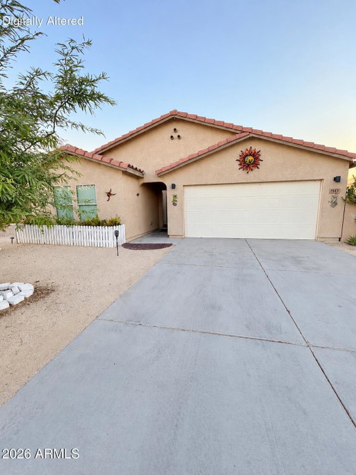 listing main photo