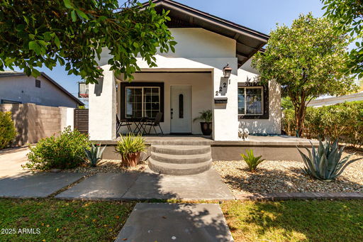 listing main photo