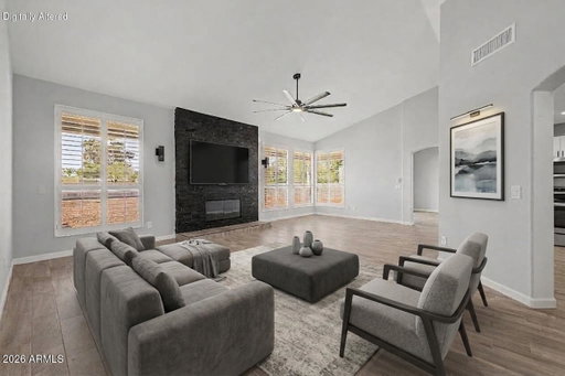 listing main photo