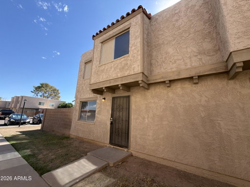 listing main photo