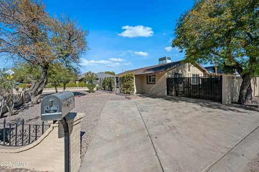 listing main photo