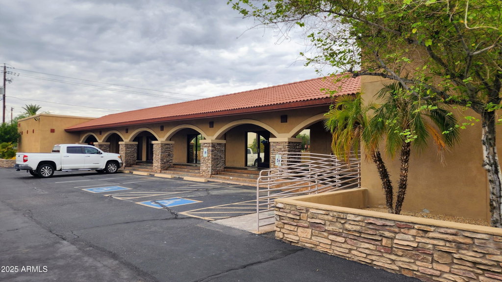 8821 N 7Th St,Unit 100, Phoenix, AZ 85020