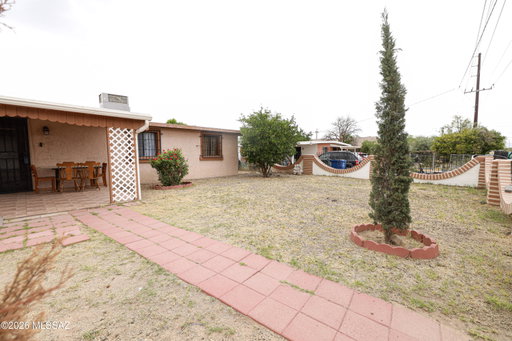 listing main photo