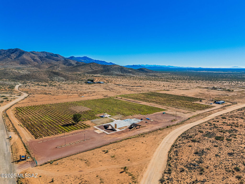 2909 E Country Club Dr, Willcox, AZ 85643