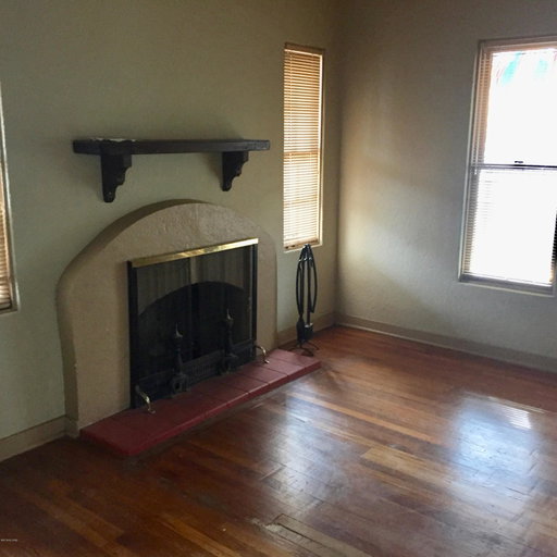listing main photo
