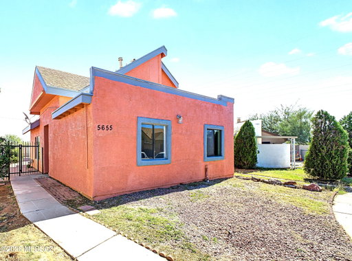 listing main photo