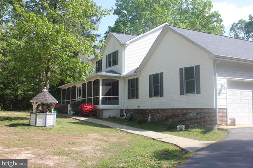 listing main photo