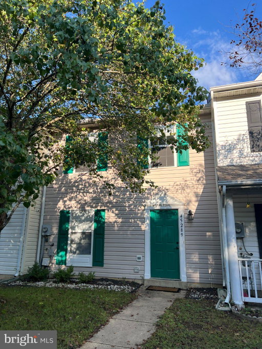 listing main photo