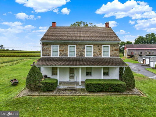 listing main photo