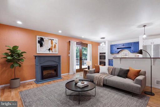 listing main photo