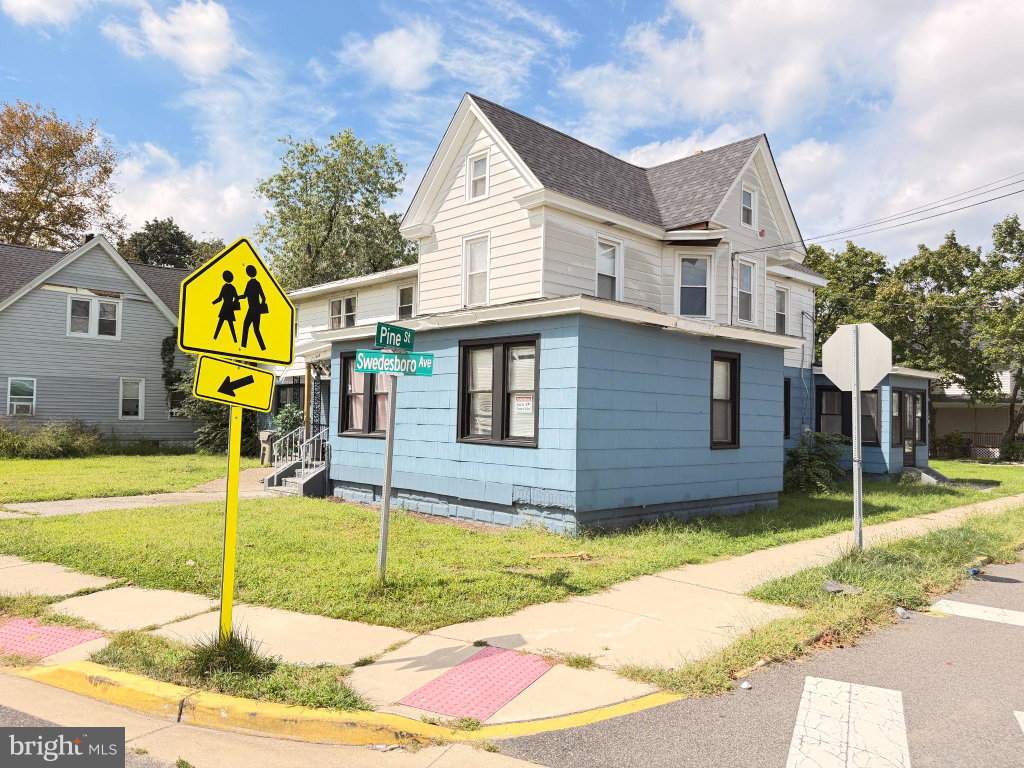 1602 Swedesboro Ave, Paulsboro, NJ 08066