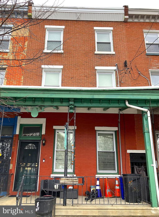 listing main photo