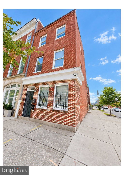 listing main photo