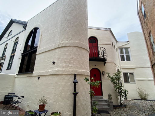 listing main photo