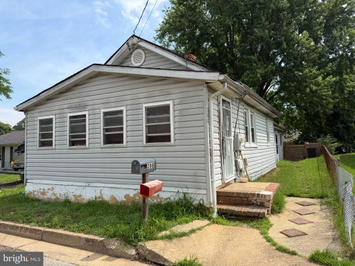 listing main photo