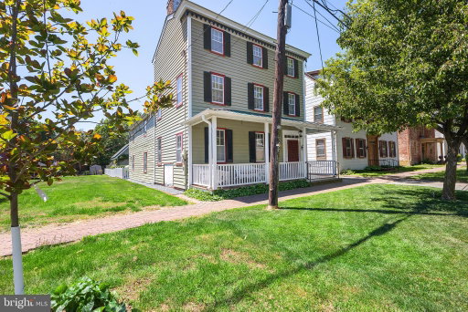 listing main photo