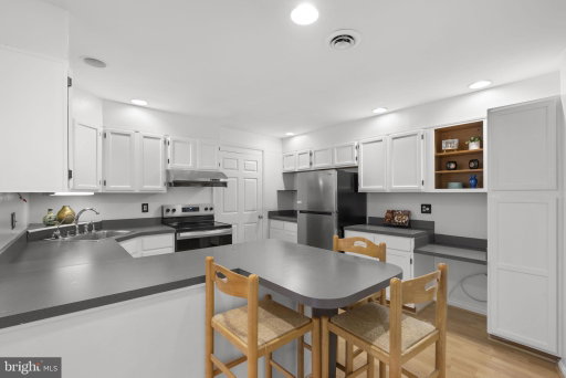 Media Image 3