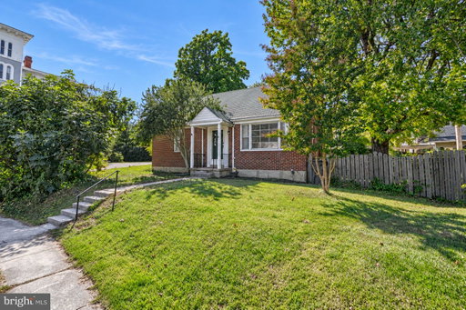 listing main photo