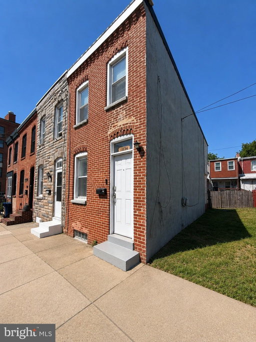 listing main photo