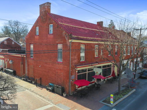 listing main photo