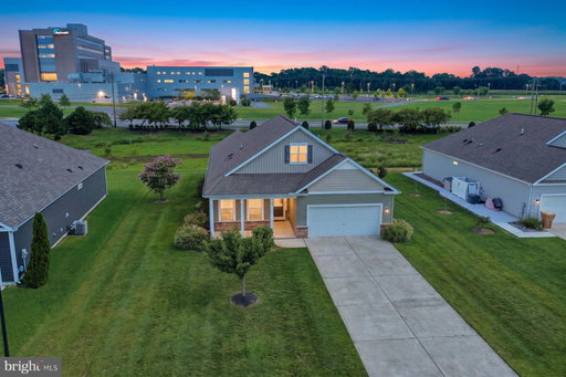listing main photo