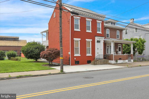 listing main photo