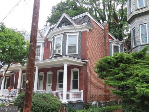 listing main photo