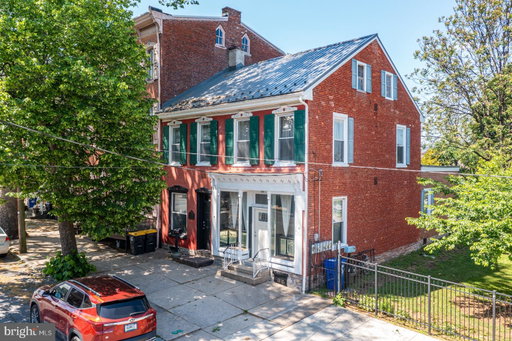 listing main photo