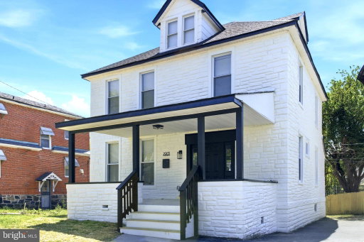 listing main photo