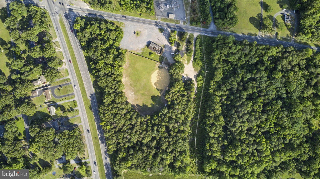 26511 Loveville Rd, Mechanicsville, MD 20659