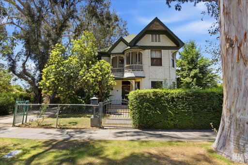 listing main photo
