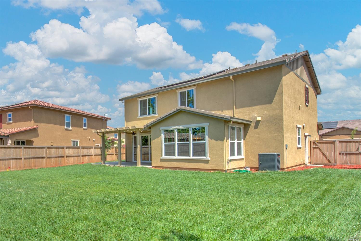 1110 Legion Ct, Dixon, CA 95620 Home for Sale