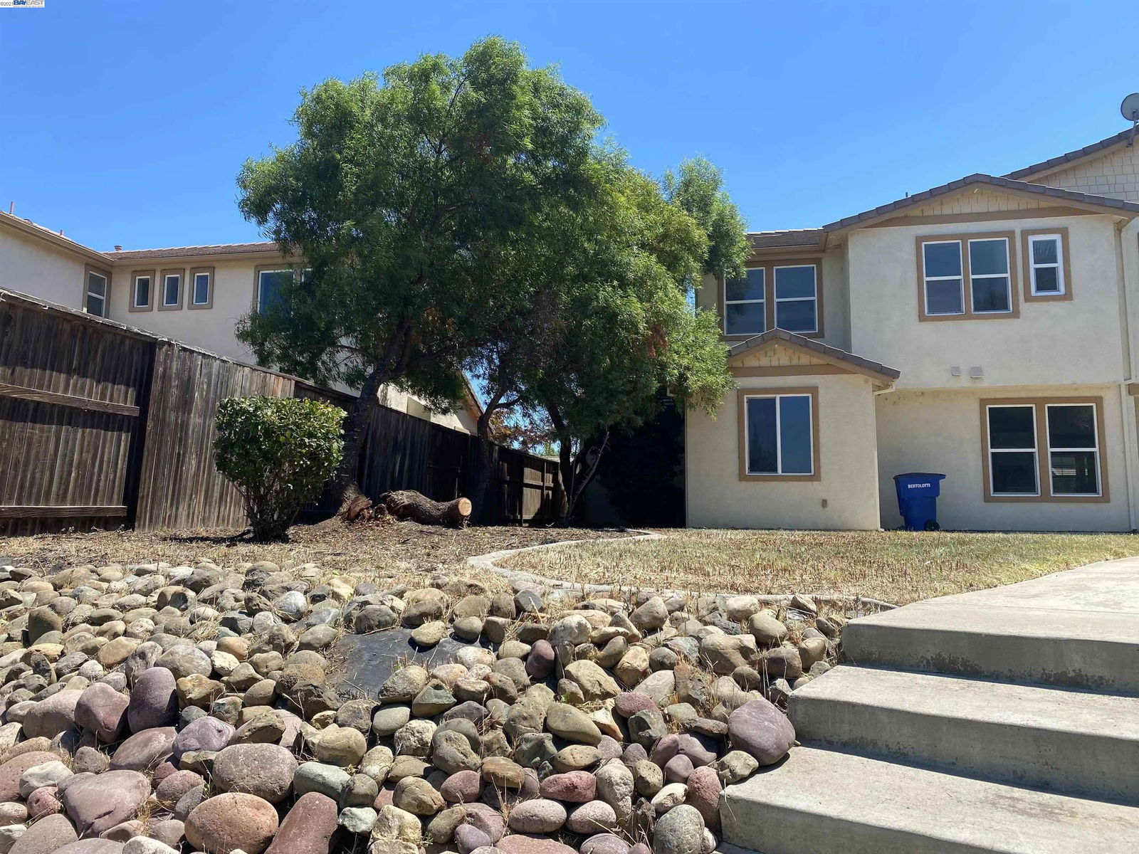 121 Mirror Ct, Patterson, CA 95363 Home for Sale