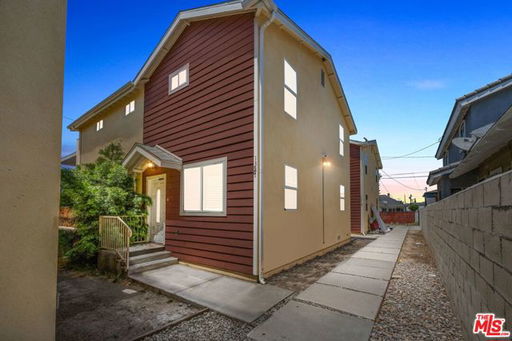 listing main photo