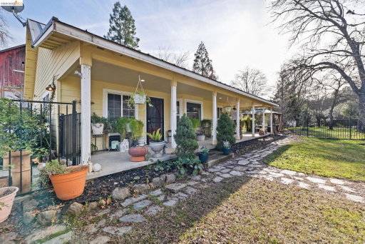 listing main photo
