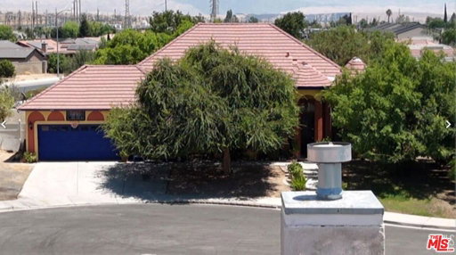 listing main photo