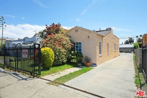 listing main photo