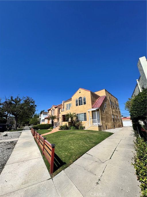 listing main photo